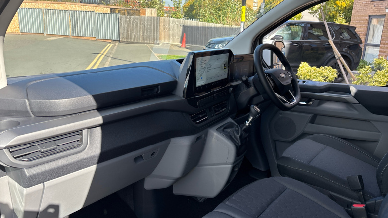 Ford Tourneo Custom 320 L1 Diesel Fwd 2.0 EcoBlue 136ps H1 Titanium 8 seater Auto